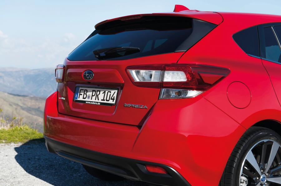 Детали экстерьера Subaru Impreza 5-Door 2017 года  (WW) (фото 12 из 40)